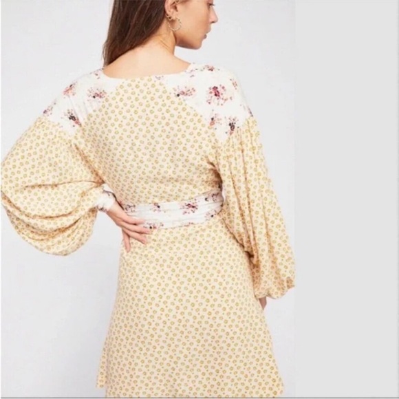 Free People Womans Wonderland Printed Mini Dress Small - Picture 2 of 12